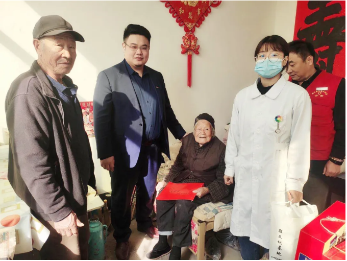 愛在重陽(yáng)節(jié)，慰問暖人心